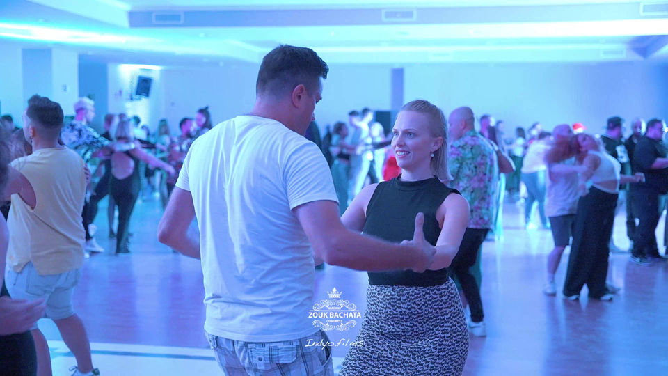 Social Dance (4k)